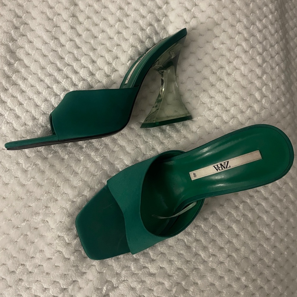 ZARA green heels